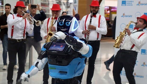 Sabiha Gökçen Havalimanı'nda Görev Alacak Robot Aerobot